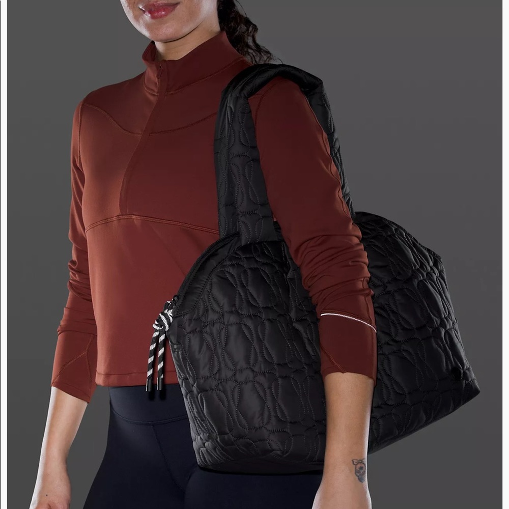Lululemon black Quilted Embrace Tote Bag